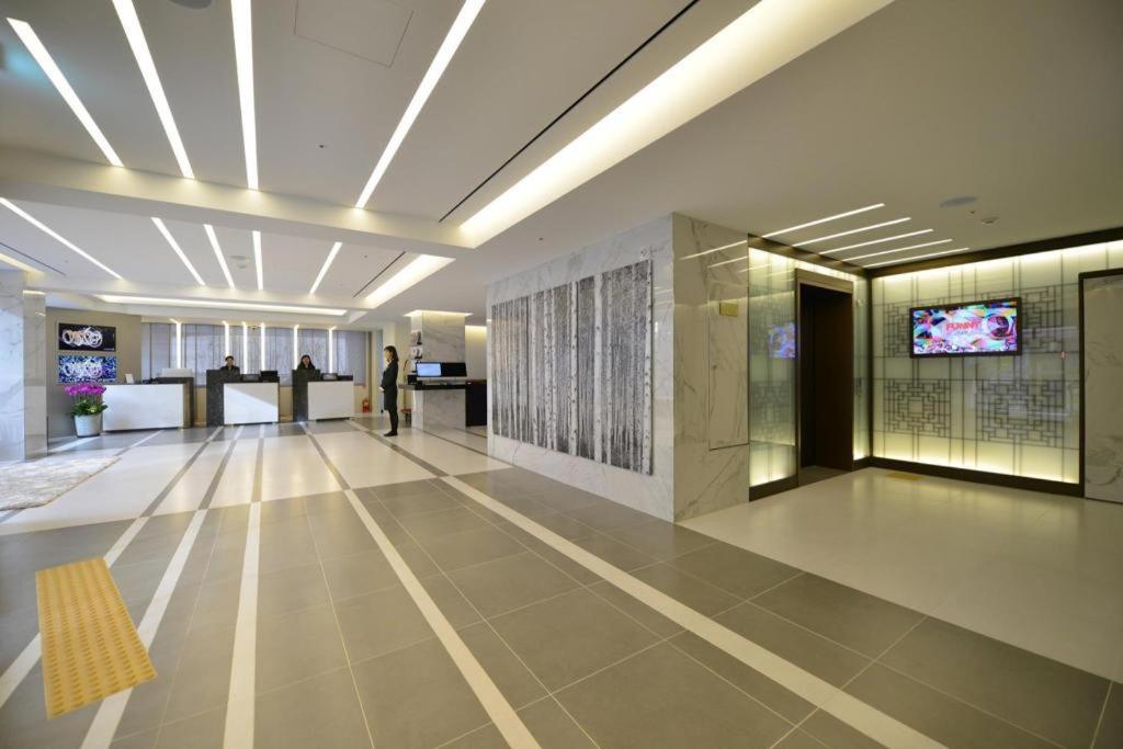 Afirst Hotel Myeongdong Сеул Екстериор снимка